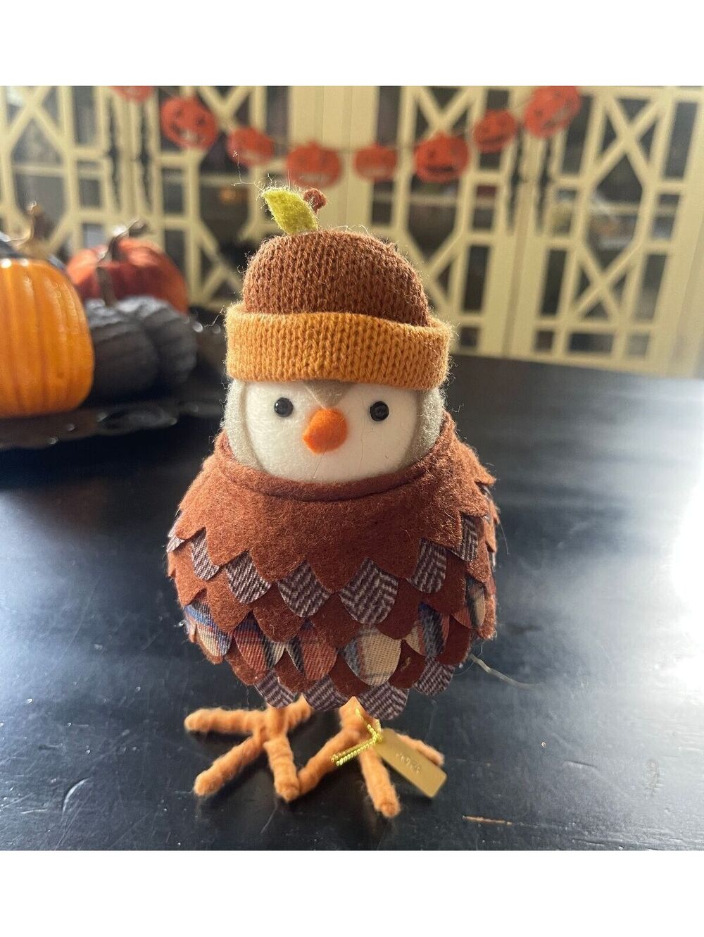 Jora 2022 Fall Acorn Bird Figurine Decoration-Featherly Friends